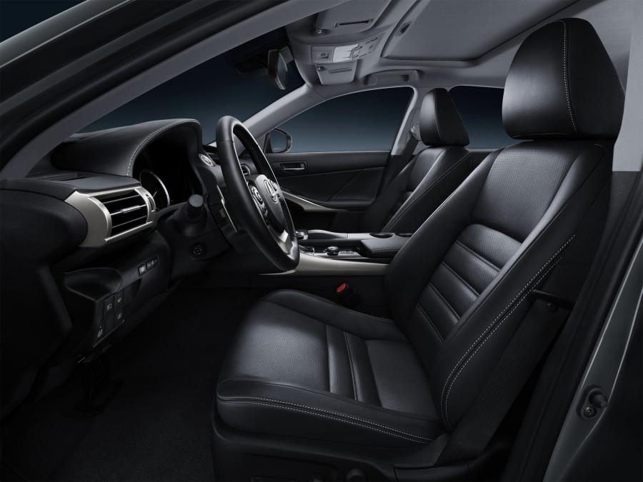  Lexus IS350 2013 года  (фото 14 из 33)